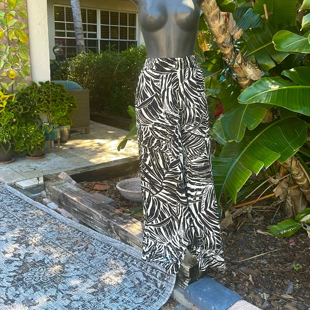 Panama Jack Linen blend leaf or zebra print wide leg pants